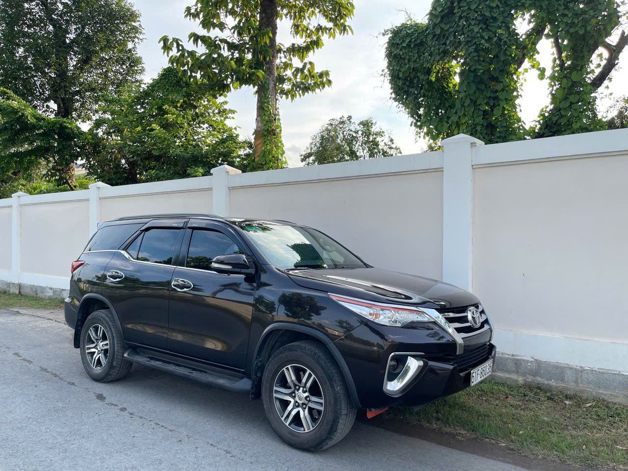 Xe 7 Chỗ Đón Tiễn Sân Bay Tân Sơn Nhất
