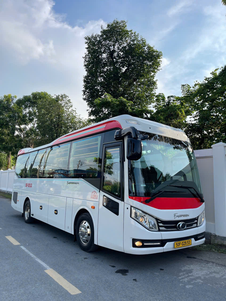 Cho Thuê Xe 29 Chỗ Hồ Chí Minh