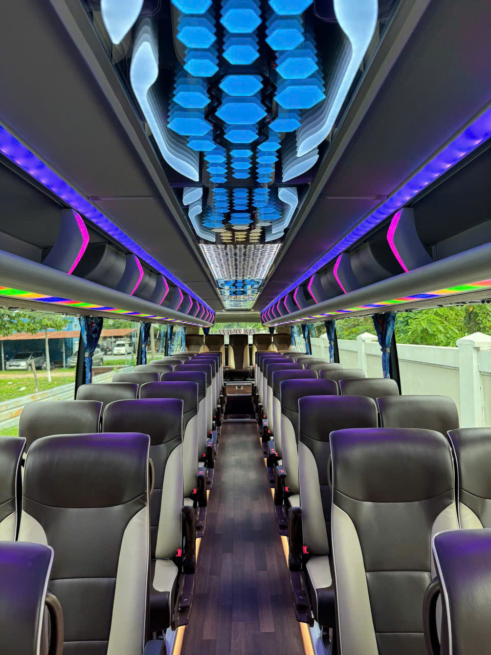 Cho Thuê Xe Du Lịch 45 Chỗ Hồ Chí Minh
